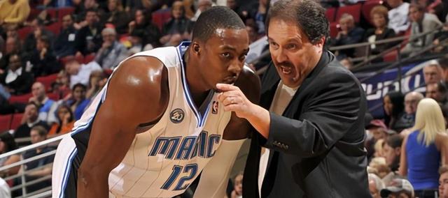 金局里稳扎 金局里稳扎